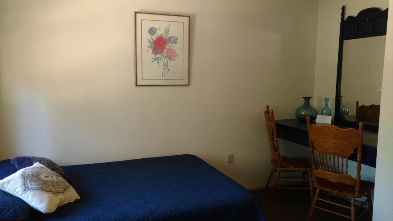 Brownsville Motel Exterior foto